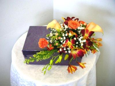 flower decorated gift box