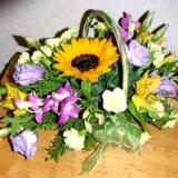 basket floral arrangement