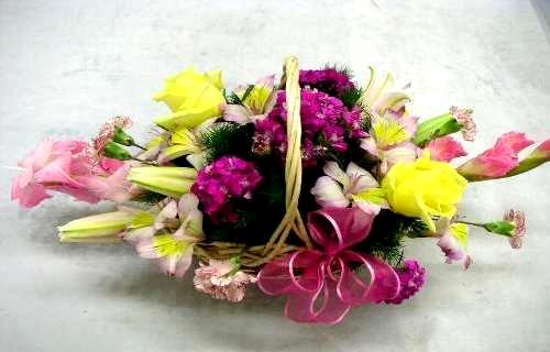 basket flower arrangement