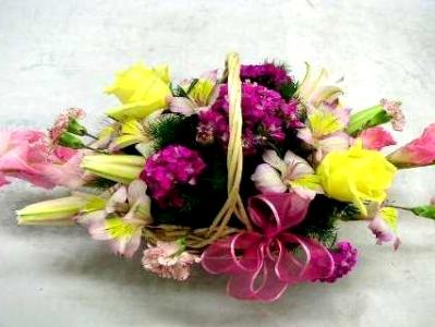 basket flower arrangement