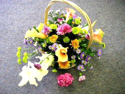 Basket Floral Arrangement Basket Floral Arrangement