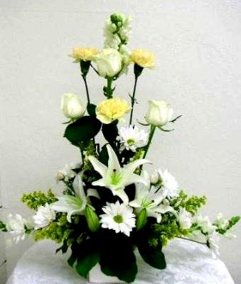 funeral table arrangement