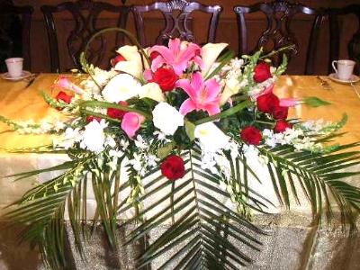 wedding head table arrangement